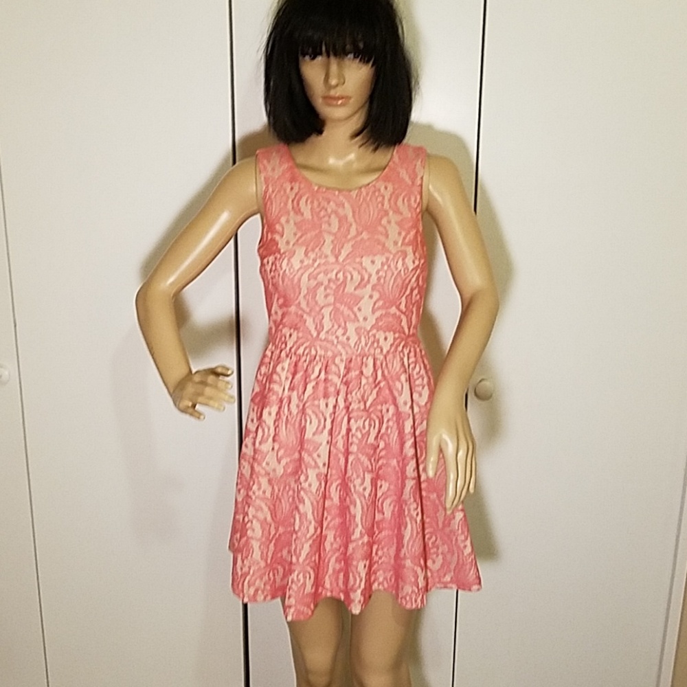 H&M Peachy Pink Lace Skater Dress!
